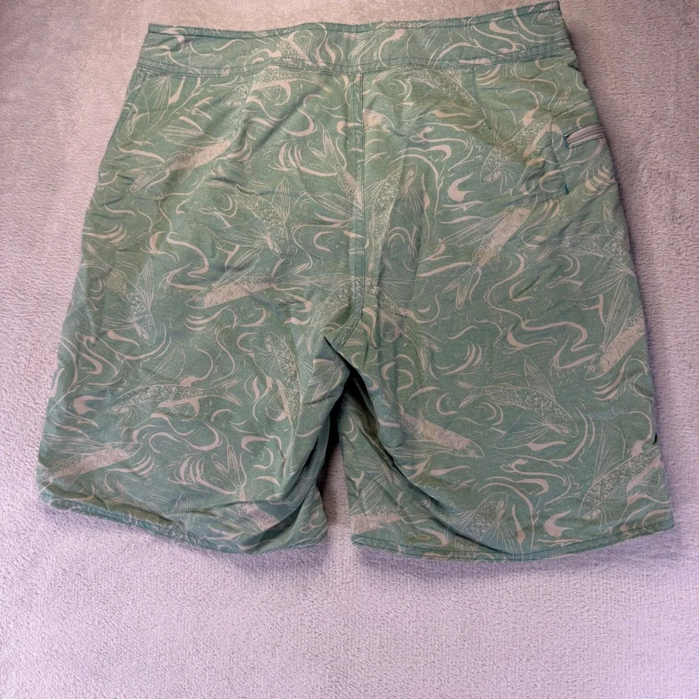 Patagonia Mens Flying Fish Board Shorts Green Grey Swim Trunks Size 30